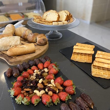 Fiftyfour West Boutique Living Bed and Breakfast Għarb Eksteriør billede