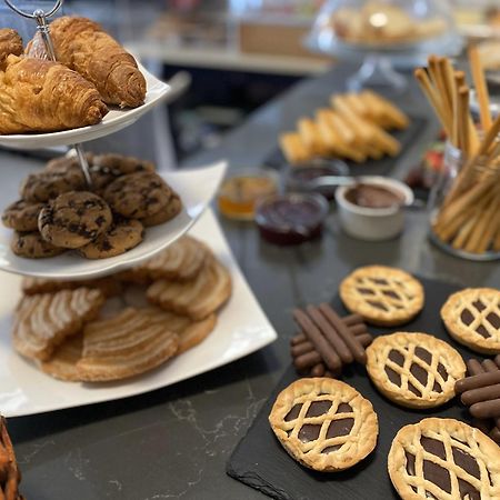 Fiftyfour West Boutique Living Bed and Breakfast Għarb Eksteriør billede