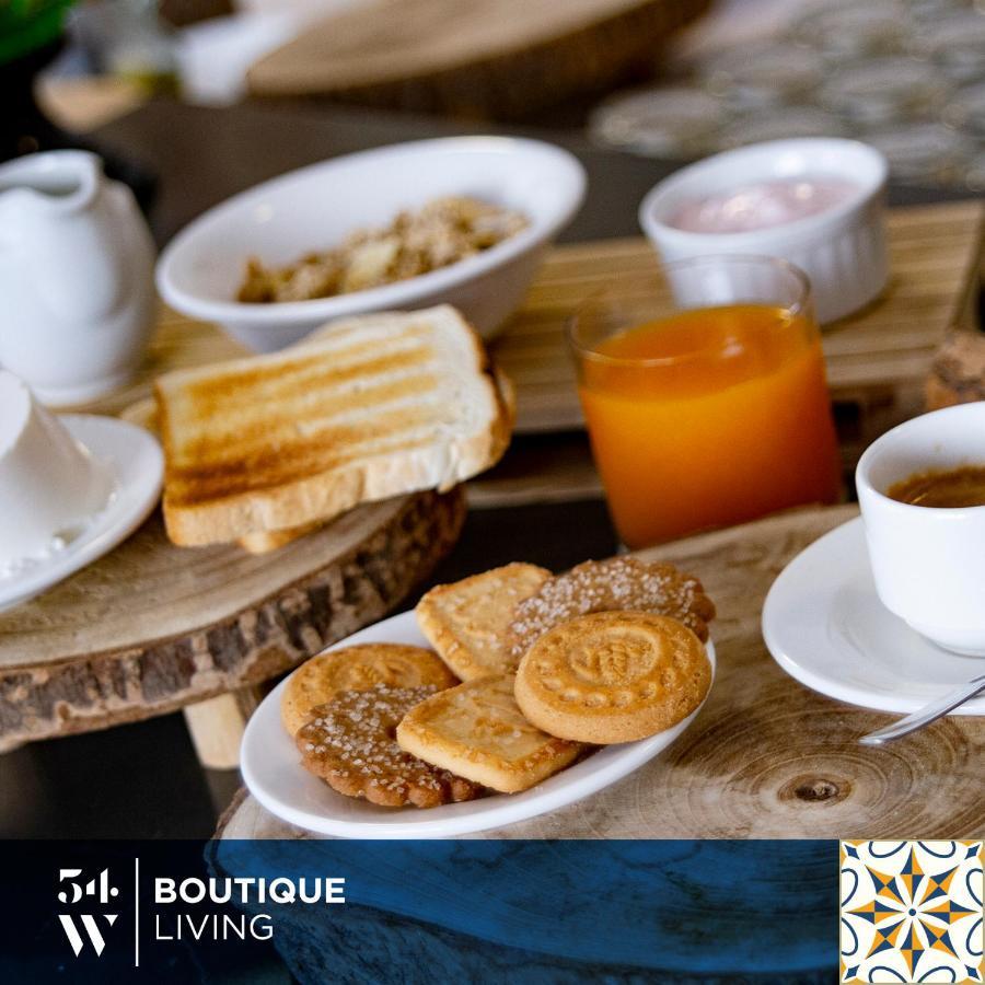 Fiftyfour West Boutique Living Bed and Breakfast Għarb Eksteriør billede