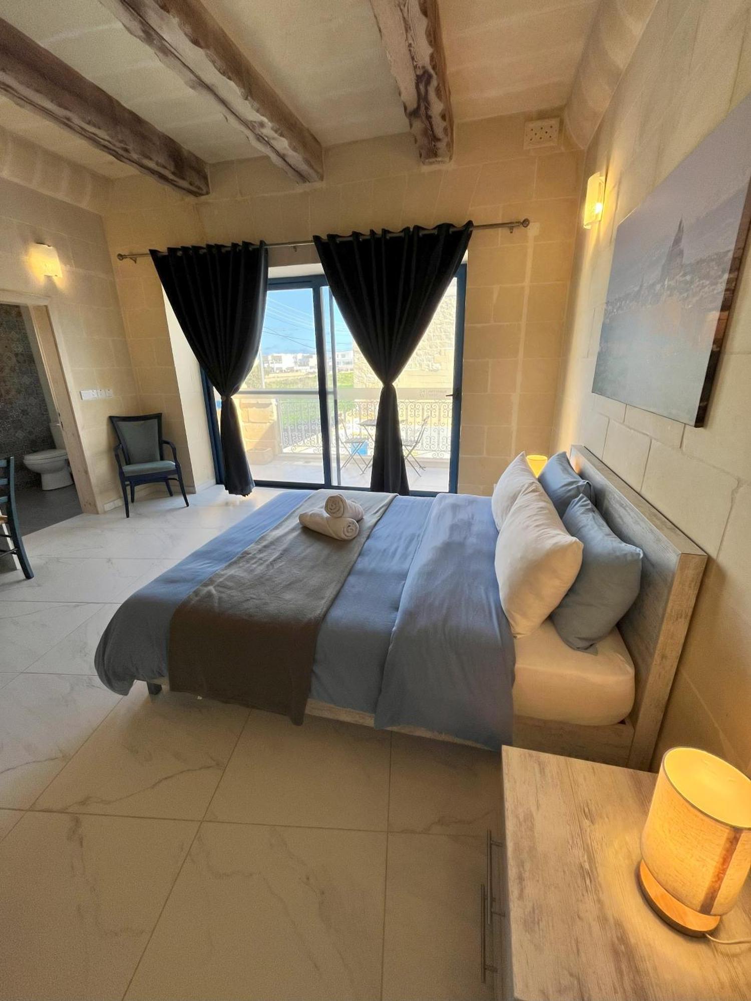 Fiftyfour West Boutique Living Bed and Breakfast Għarb Eksteriør billede