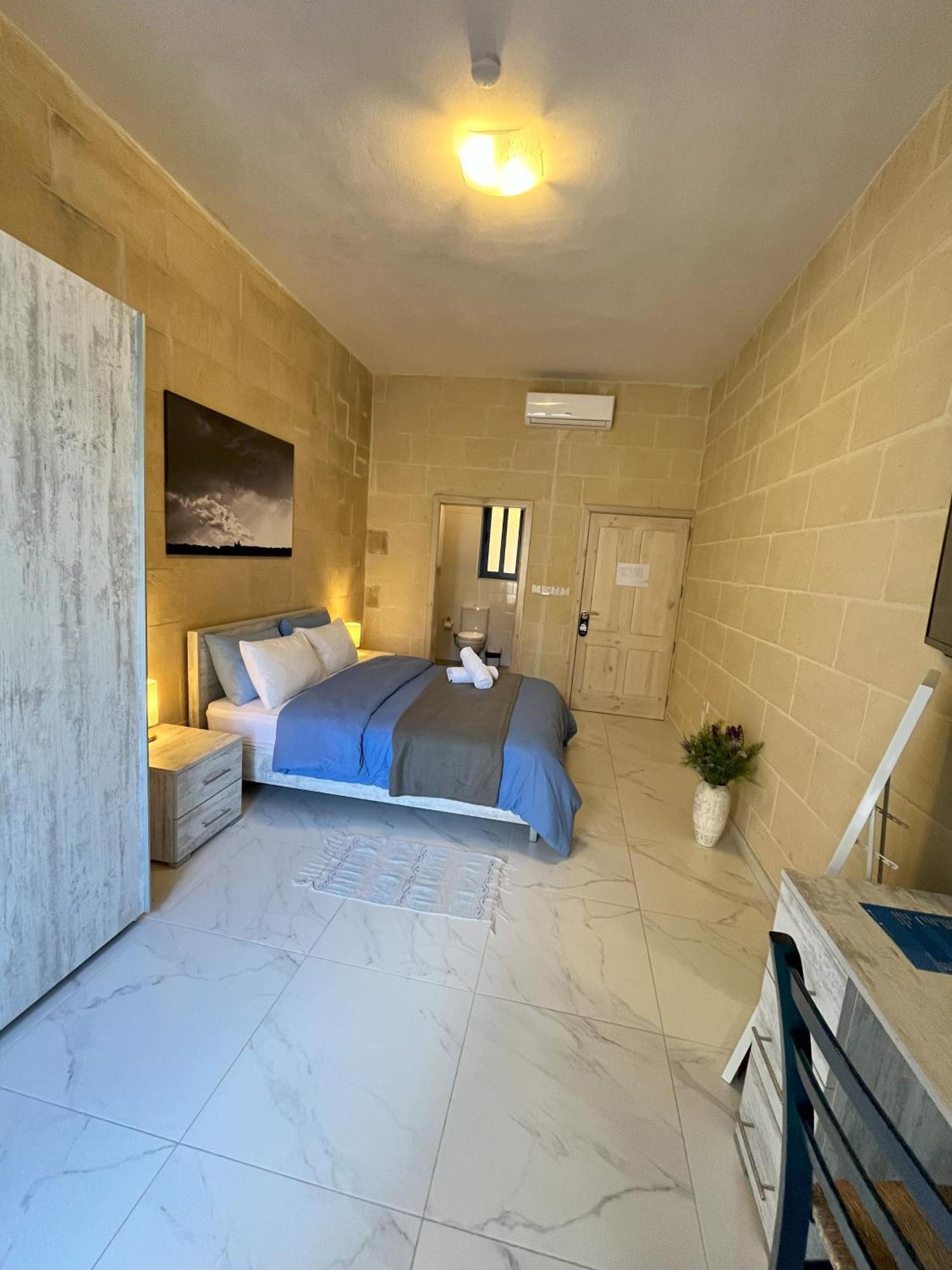 Fiftyfour West Boutique Living Bed and Breakfast Għarb Eksteriør billede